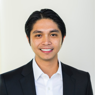 Joseph de Veyra Headshot