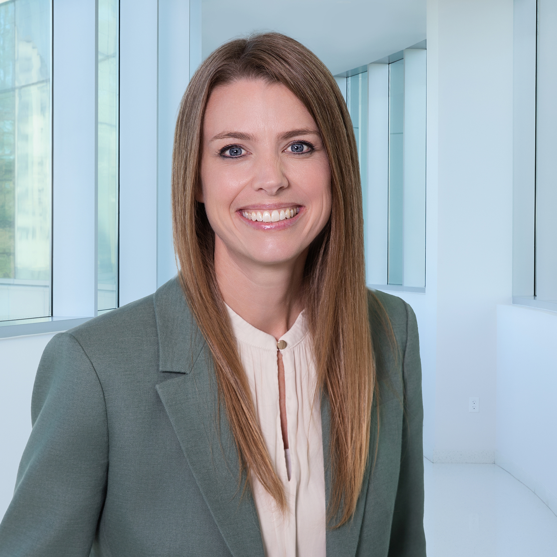 Headshot of Lindsey Ryan, PhD, RN, ACNS-BC, NEA-BC, FACHE