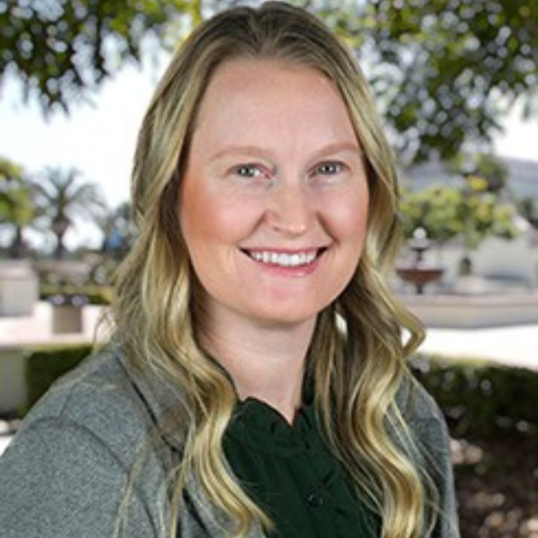 Headshot of Heather Leslie, DBA, MEd